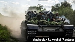 Украинские военнослужащие у границы с Россией в Сумской области, 11 августа 2024 года