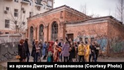 Первомайский перформанс томских художников