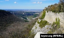 Вид на Каралезскую долину