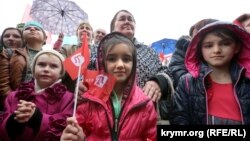 Митинг в поддержу телеканала АТR в Симферополе